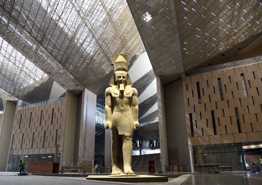 المتحف المصري الكبير بين تسعير الدخول وتكنولوجيا الحجز