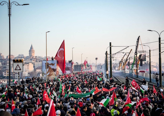 إيران 2026: عندما تُشعل الإمبريالية حريقًا لا تستطيع إطفاءه